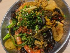 冒菜-日进一片海.生腌海鲜火锅.宵夜烧烤(三里屯总店)