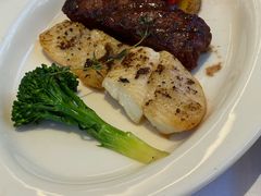 -马克西姆俄罗斯餐厅(通亚街店)