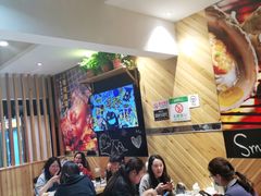 等位区-木屋烧烤(双榆树店)