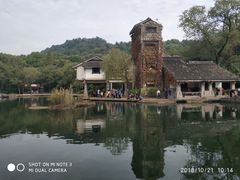 -绍兴鉴湖君澜大酒店