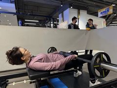 -超鹿运动(达信大厦店)
