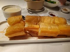 大油条拼豆浆-天瑞轩·粤菜餐厅