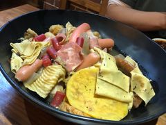 -万记麻辣烫国展总店