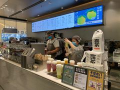 -喜茶(杭州滨江宝龙店)
