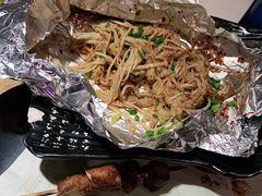 -何师烧烤Pro ·江湖川菜·小龙虾·精酿(太古里旗舰店)