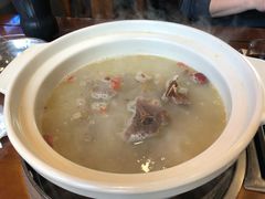 -亿诣蝎府炸酱面羊蝎子火锅(酷车小镇店)