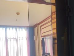 -丝路天山酒店(国际大巴扎店)