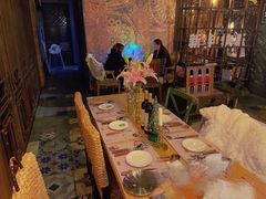 店内布置-动动咖啡清真西餐厅