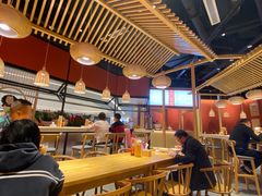 大堂-八二小区抄手(龙湖上城天街店)