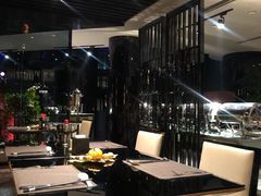 -唐拉雅秀酒店-西锦汇空中BBQ·思创餐厅