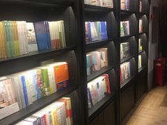 -阅西安新华书店(翠华南路店)