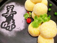 -香山湖家家宴(中山陵店)