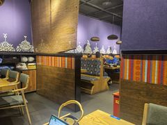 -麦麦山云南菜(复地活力城店)