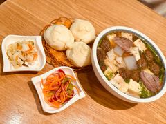 -金莹丸子汤清真(朝外SOHO店)