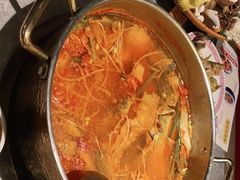 -野山舂·贵州现舂酸汤牛肉(民生路店)