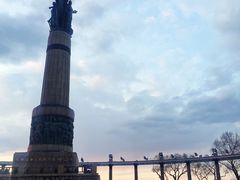 -人民防洪胜利纪念塔