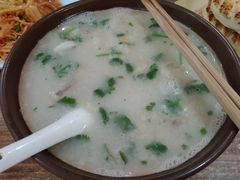 -吕记清真美食城(永兴服装街店)