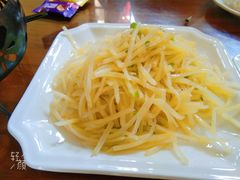 -临江餐馆二楼美食部落