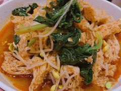 菠菜豆芽拌面筋-西域阿里马新疆菜·清真(桂花路店)