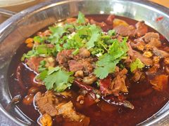 -大众跷脚牛肉馆·非遗传承单位(峨眉山店)