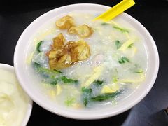 艇仔粥-燊意布拉肠云吞面(中山四路店)