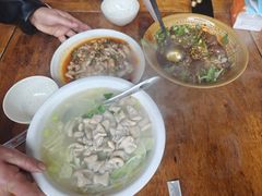 -茅屋大酒店