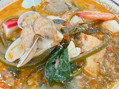 -老何家后安粉·糟粕醋海鲜火锅(三亚湾椰梦长廊店)