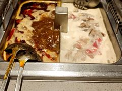 清油双拼锅底-海底捞火锅(公益西桥店)