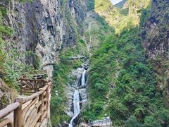 -苍山世界地质公园·石门关大峡谷