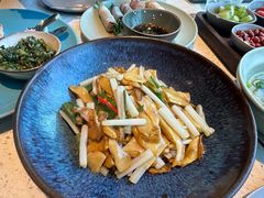 -半山腰·云南菜(侨福芳草地店)