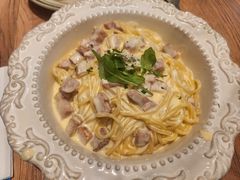 -玛格萝妮比萨屋(四平店)