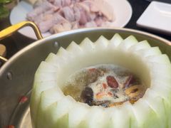 -得意咚瓜·顺德鱼生·冬瓜火锅(深圳首店)