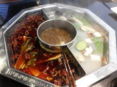 -重庆德庄火锅(体育中心店)