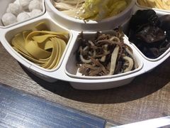 -鸡遇虾煲干锅火锅(小寨金莎店)