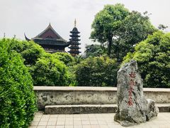 -灵岩山风景区