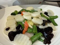 -闫府私房菜(恒隆店)