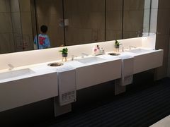 -胖东来生活广场(健康路店)