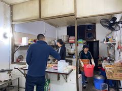 -卫卫麻辣烫(建设新村路店)