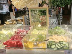 -东方红海鲜百汇(国际大厦店)