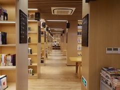 -漕河泾街道图书馆(漕河泾社区文化活动中心店)