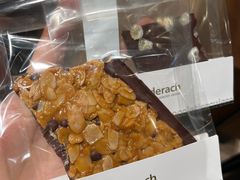 64%马达加斯加柠檬黑巧-Laderach 莱德拉(上海环贸iapm店)