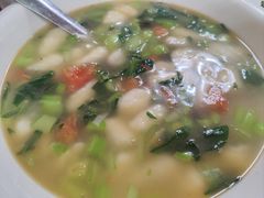 网红米筛爬-芦茨金富饭庄·25年老字号·专做稻草鸡