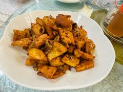 -汗腾格里·风味餐厅(新疆驻京办店)