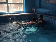 -月儿湾婴幼儿水育中心(门头沟石门营店)