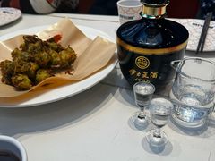 -阿瓦山寨·湘菜现炒·剁椒鱼头王(咸阳总店)