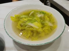 原汤时蔬-犇逸·乐山跷脚牛肉·四川现炒(览海店)