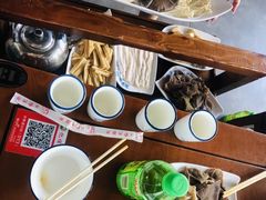 -亿诣蝎府炸酱面羊蝎子火锅(酷车小镇店)