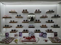 -翰佐蔡司小乐圆·依视路星趣控·暴龙眼镜折扣店
