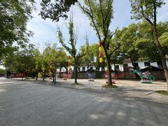 -鲁镇