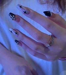 -初心纹眉洗眉·美睫专业店